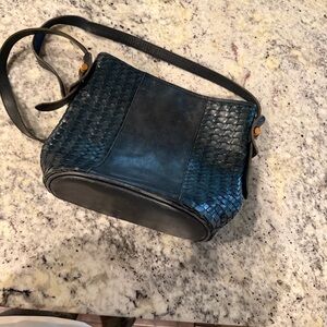 Unisa Black Woven Shoulder Bag